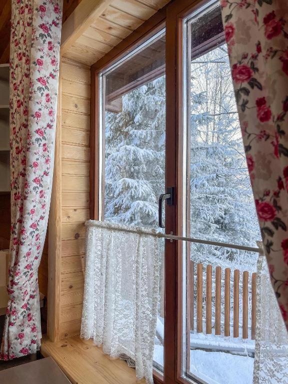 Mountain Cottage Яремче Екстериор снимка